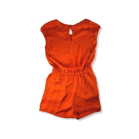 H & M Short Romper with Detailed Pockets Feels like Silk - Picture 2 of 12